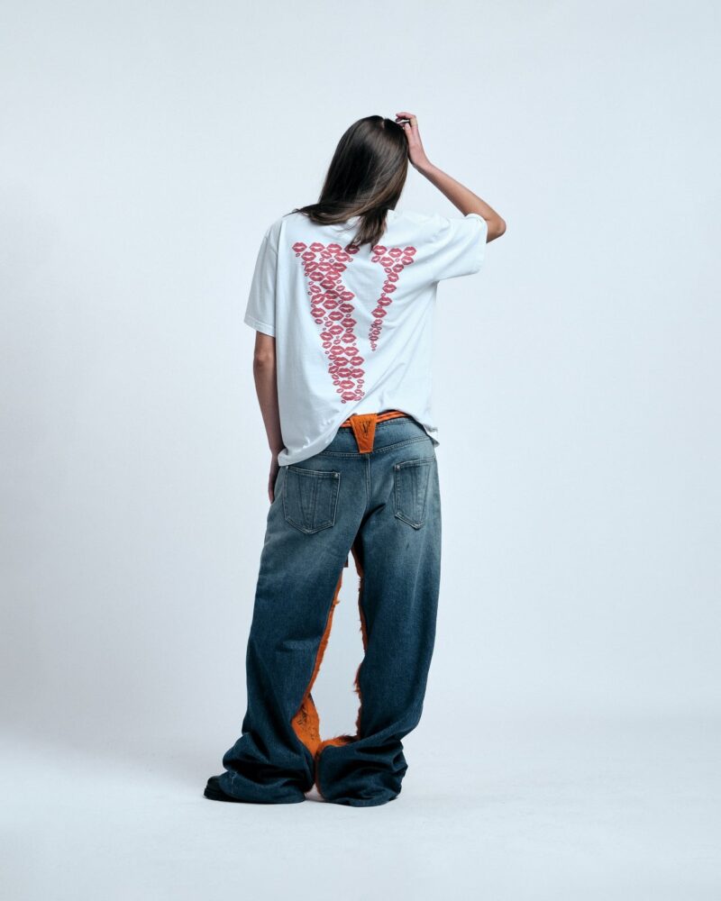 Vlone Red Lipstick Og T-Shirt - Image 3